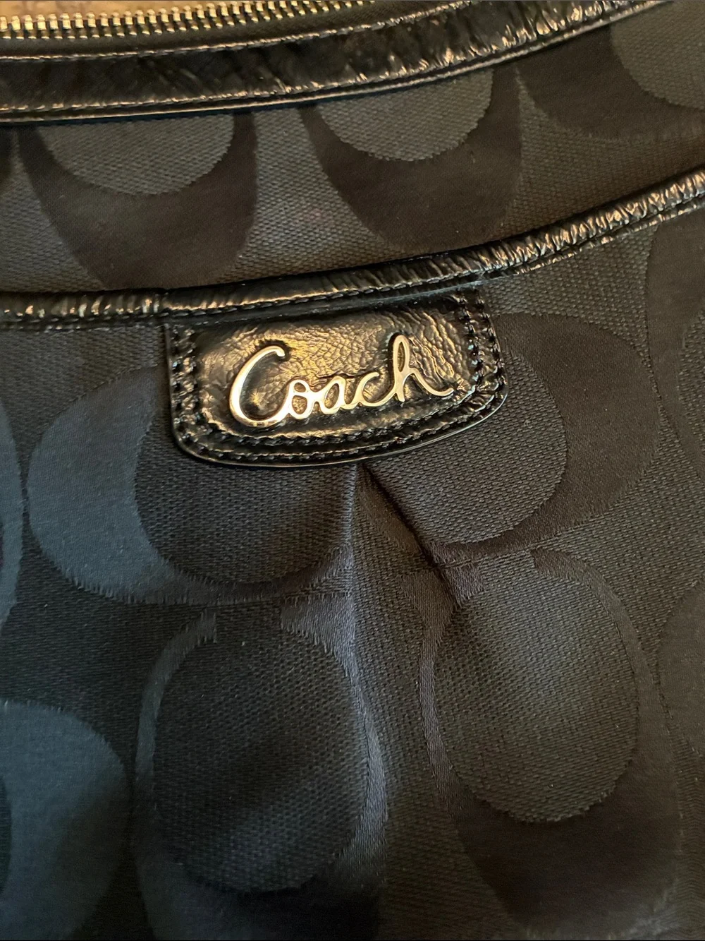 Coach crossbody black